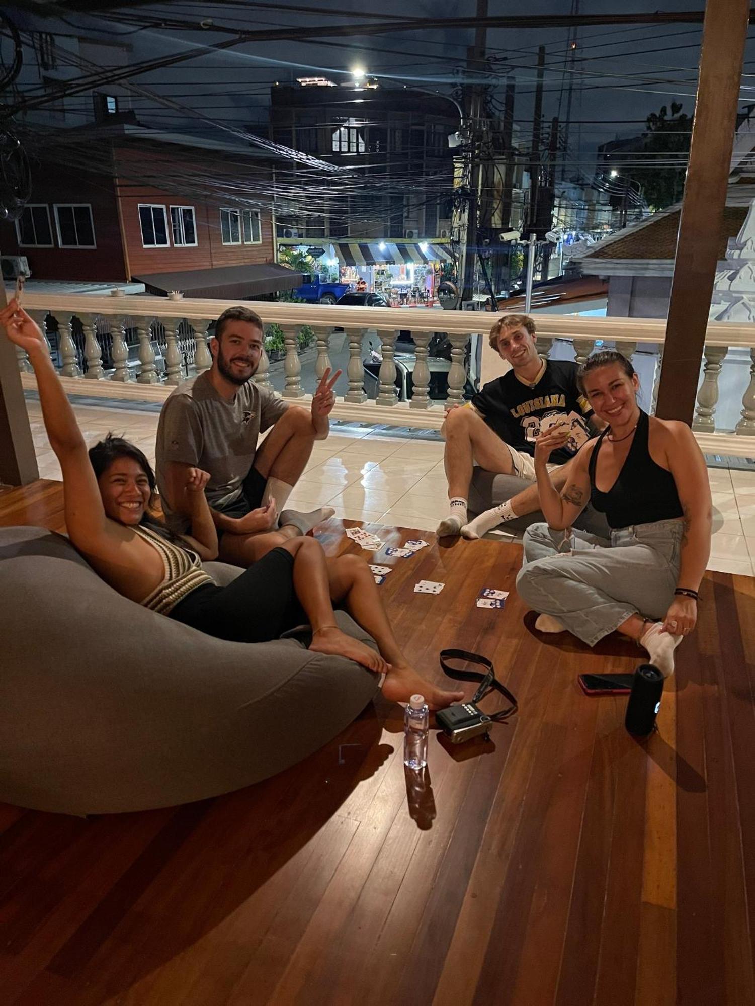 House Ju Hostel Bangkok Luaran gambar