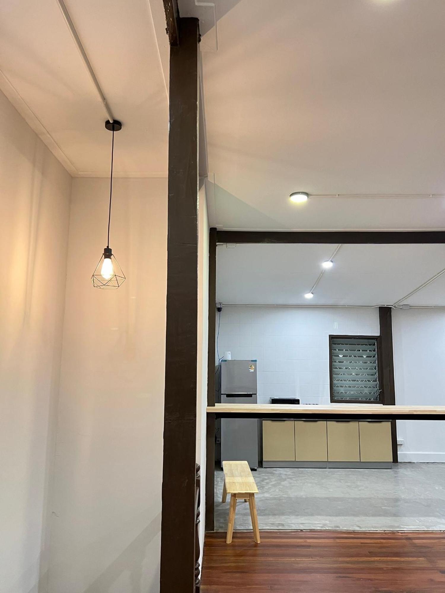House Ju Hostel Bangkok Luaran gambar