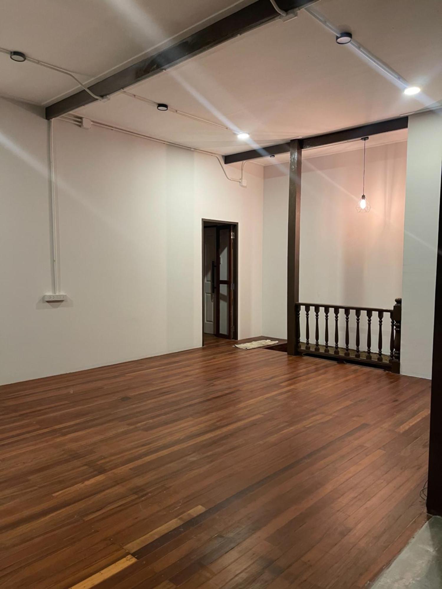 House Ju Hostel Bangkok Luaran gambar